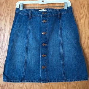Button-front denim skirt